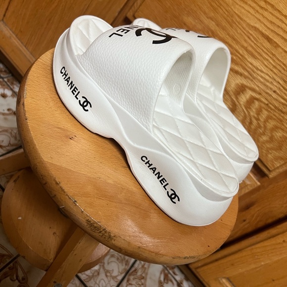 Crocs platform sandals - Picture 2 of 5